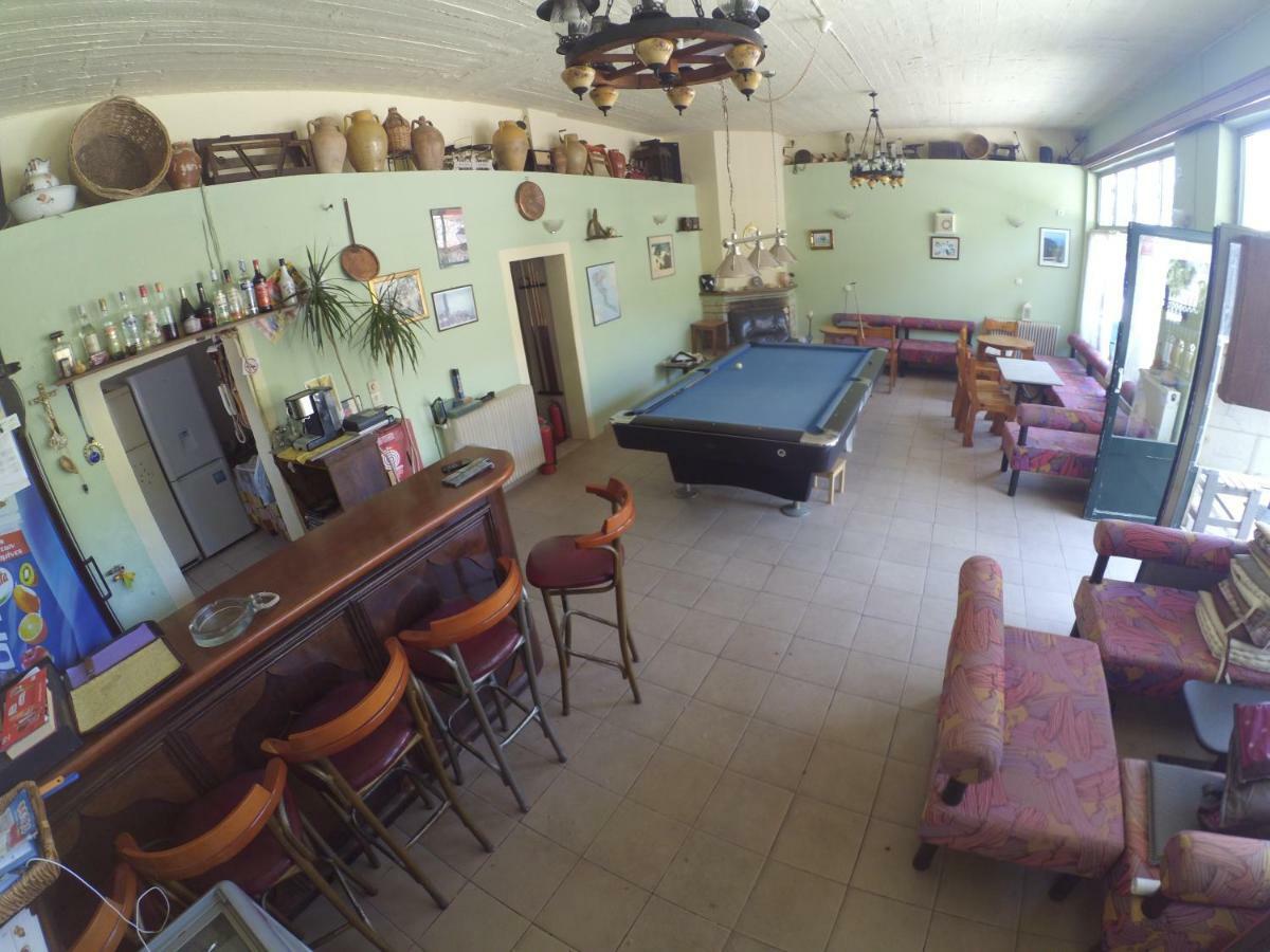 Kostas Walkers Point Bed and Breakfast Δαφνάτα Εξωτερικό φωτογραφία