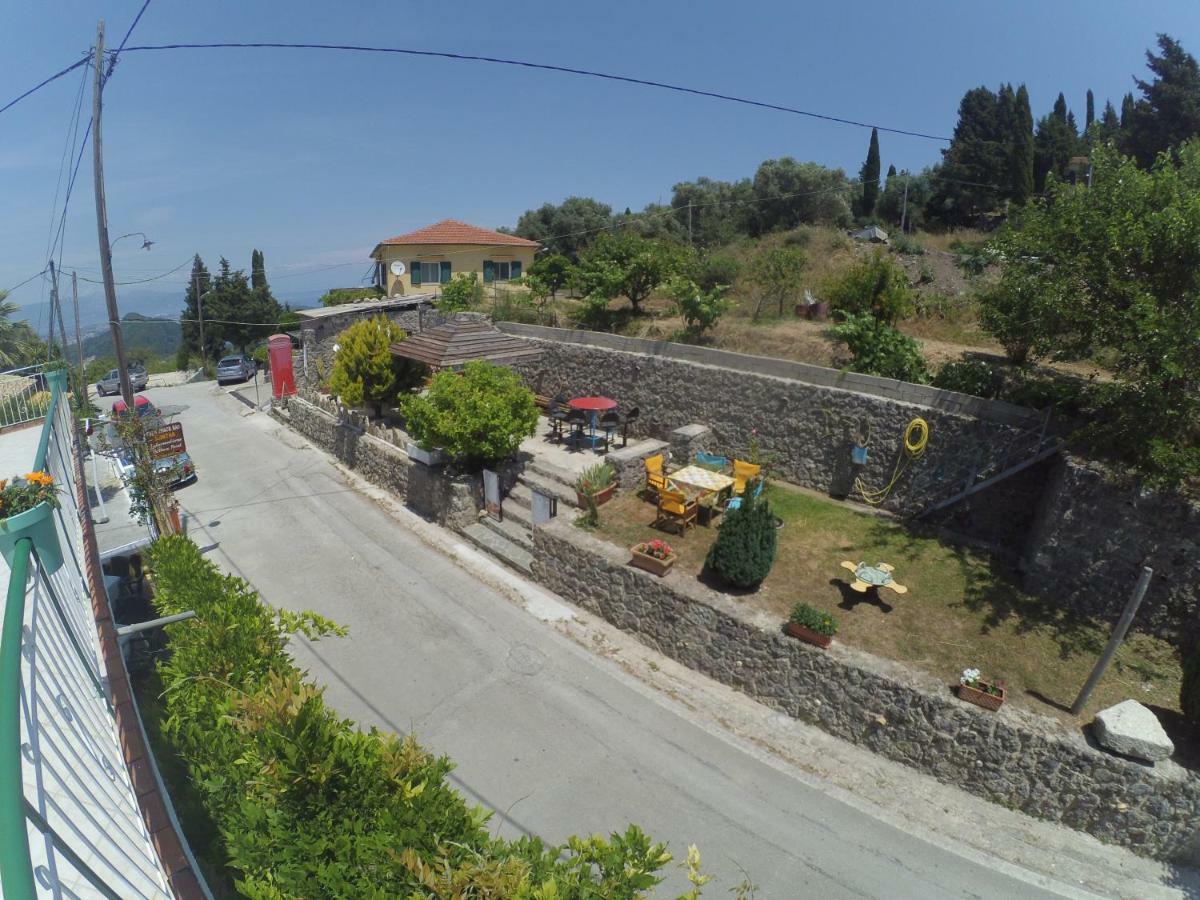 Kostas Walkers Point Bed and Breakfast Δαφνάτα Εξωτερικό φωτογραφία